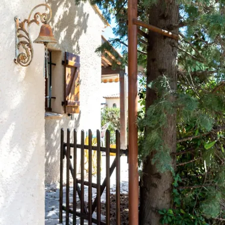 De 20 M2 Proche De La A Sainte-Maxime